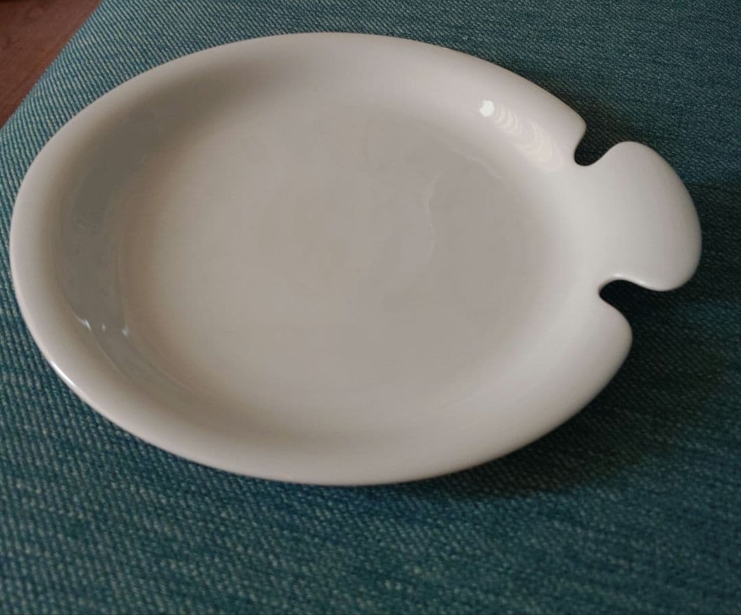 フッチェンロイター　タヴォラ　皿