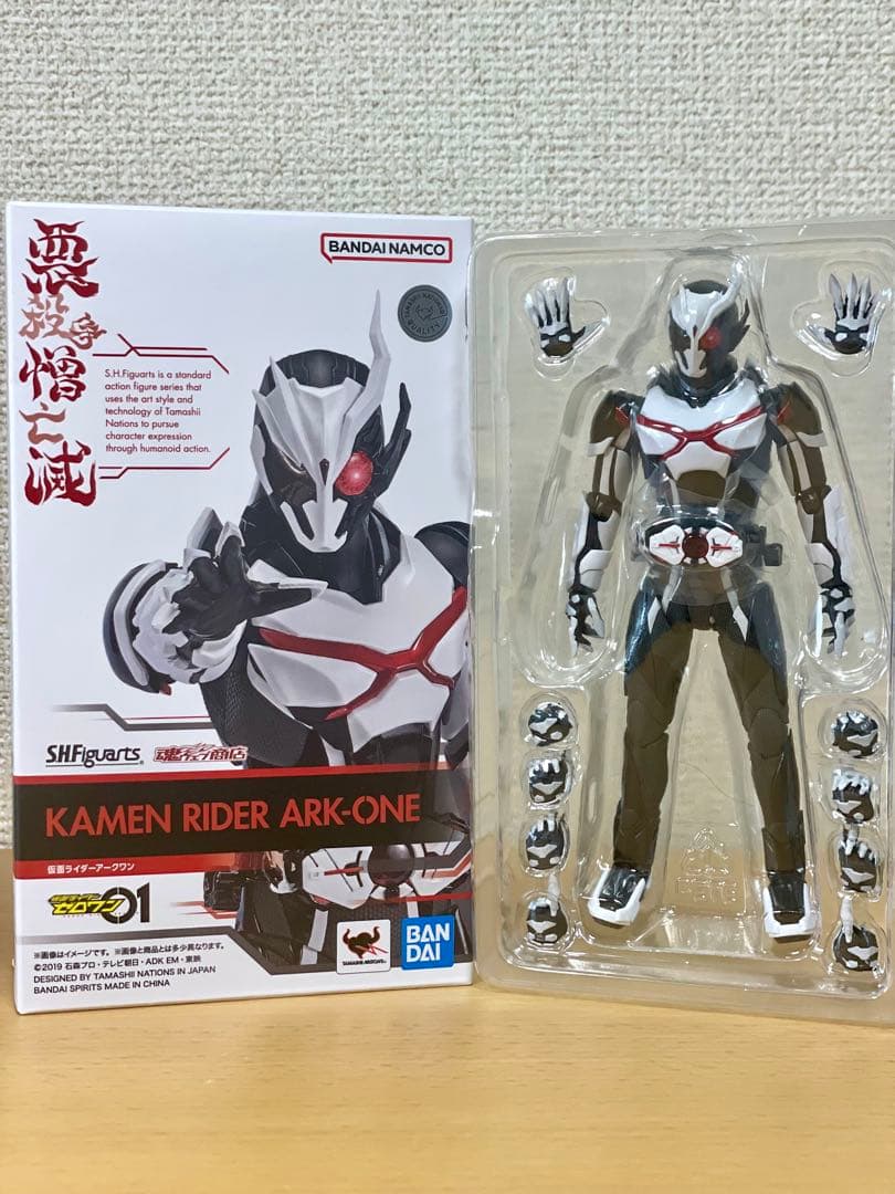 【未使用】SHFiguarts 仮面ライダーアークゼロ アークワン 2体セット