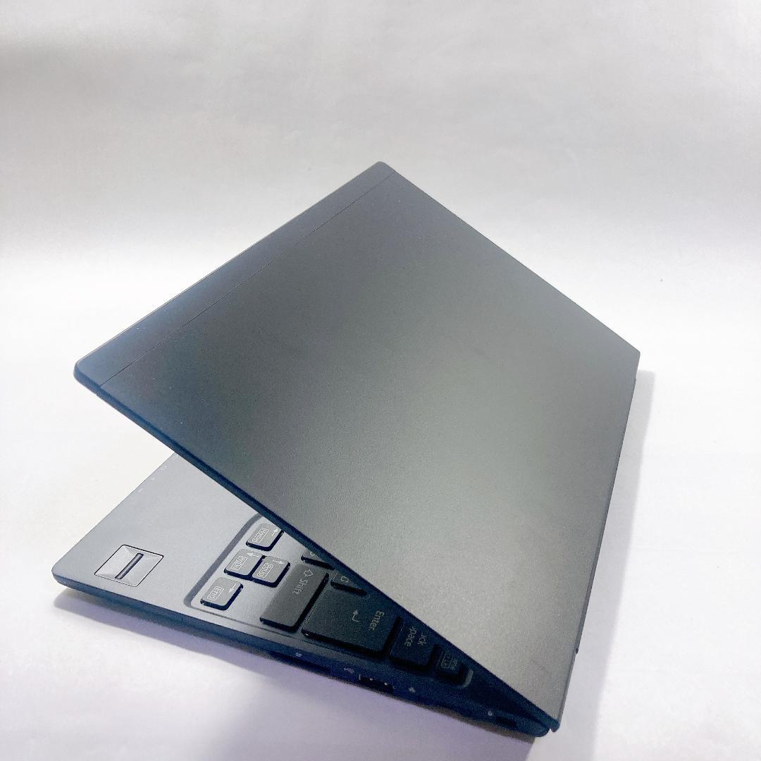 w108✨美品/ 超軽量/爆速 SSD新品/事務作業に最適✨すぐ使えるノートPC