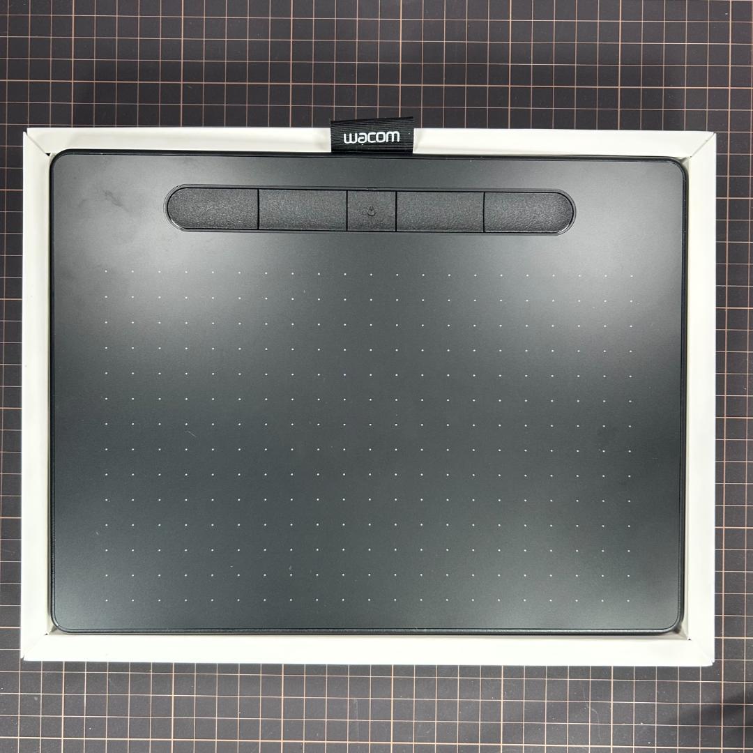 【ほぼ新品】Wacom Intuos ペンタブレット [TCTL6100WL]
