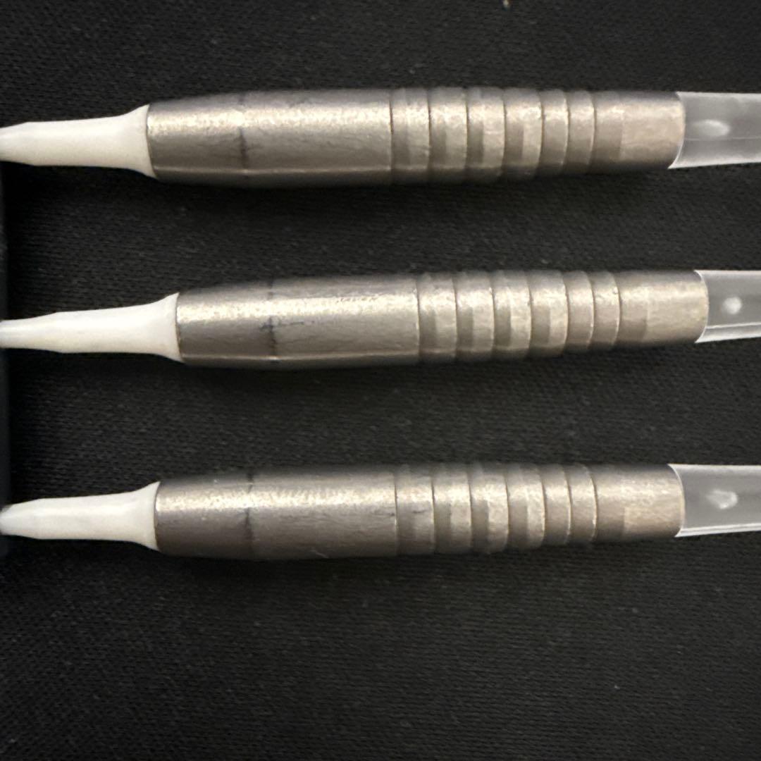 DMC SABRE ダーツセット