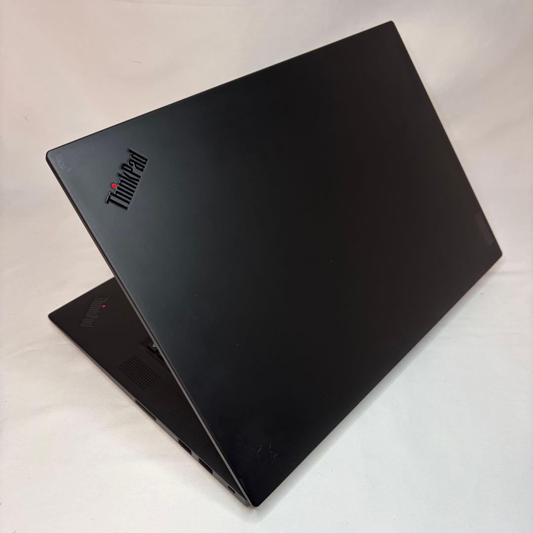 美品 ThinkPad P1 Gen5 12世代 i7 64GB 4TB RTX