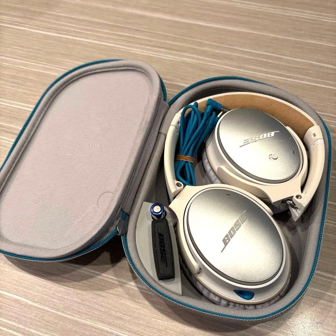 ヘッドホン Bose QuietComfort25