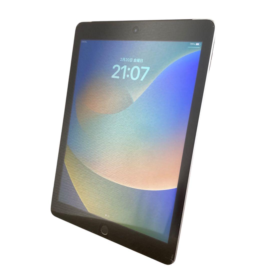 Apple iPad 第5世代 silver 32GB 本体