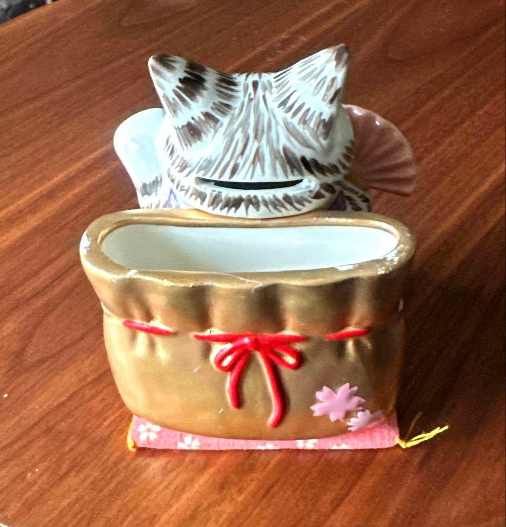 【新品未使用】ダヤン桜宝くじ立て貯金箱