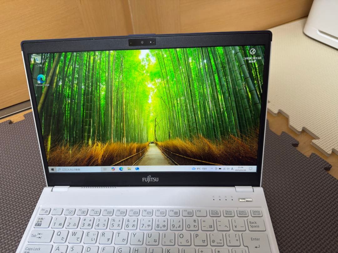 Windowsノート本体 LIFEBOOK UH i3-7130U/8GB/256GB SSD