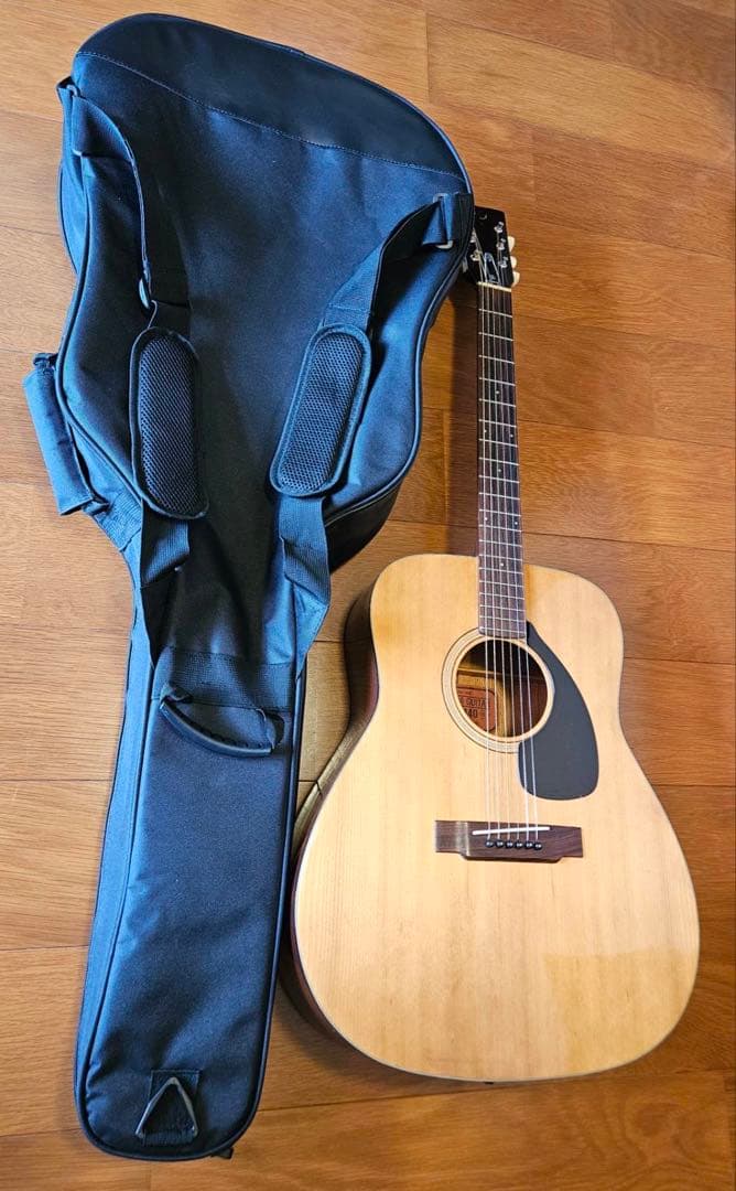 ヤマハ　アコースティックギター　FG140　赤ラベル　ヴィンテージ