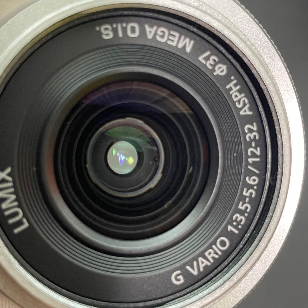 Panasonic DC-GF10W 4Kミラーレス一眼カメラ