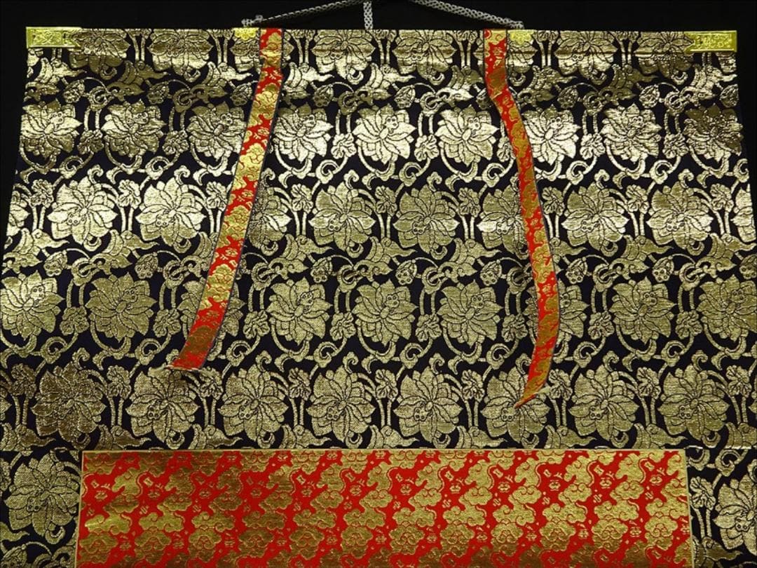 掛軸『西国三十三ヶ所霊場御朱印』絹本 掛け軸 a020113-2