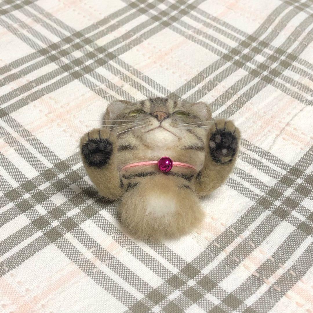 羊毛フェルト 猫 ハンドメイド いちご