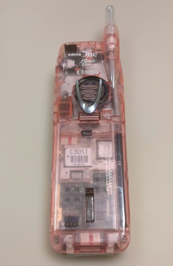 IDO C301T 東芝　TOSHIBA　ガラケー スケルトン 実機　レトロ