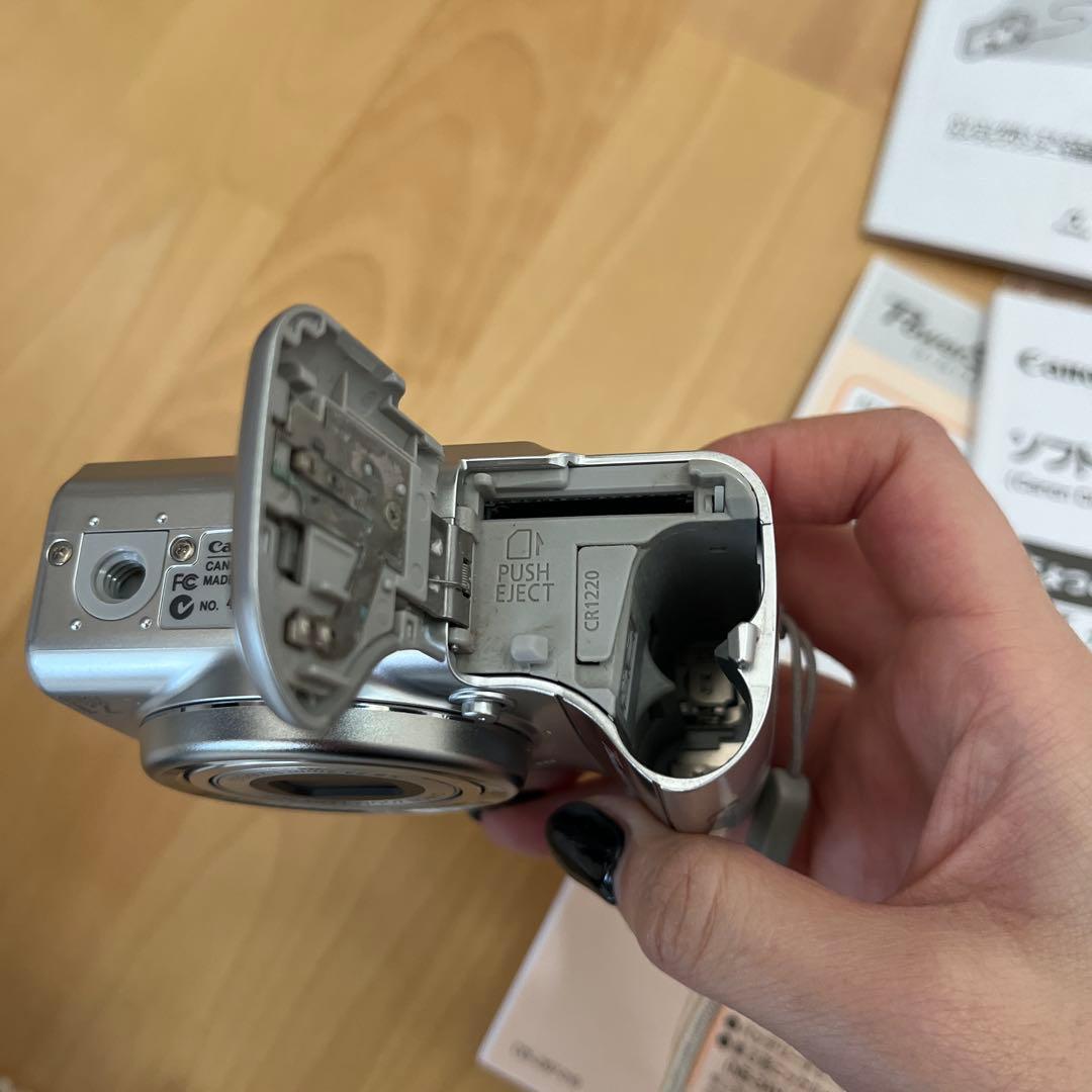 【美品】Canon PowerShot A570IS キャノン デジカメ カメラ