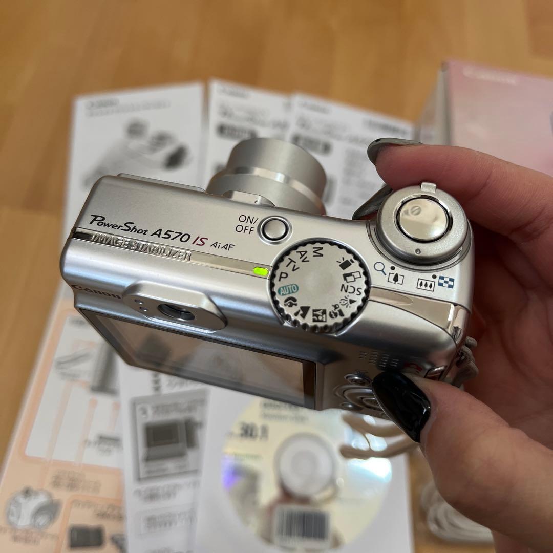 【美品】Canon PowerShot A570IS キャノン デジカメ カメラ