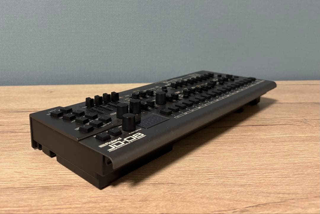 Roland Boutique JD-08 取説、元箱付き　音出し動作確認済み