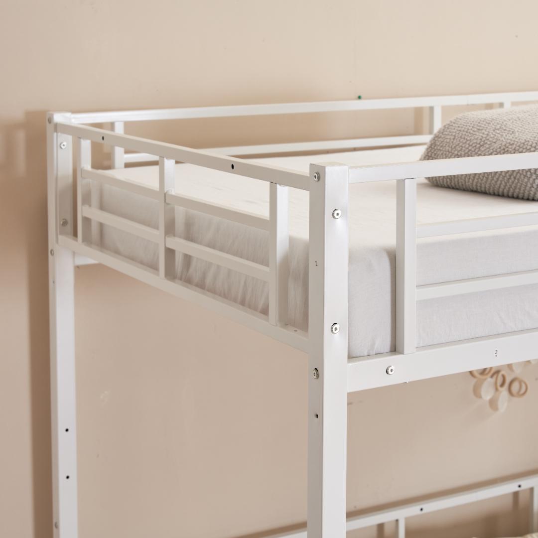 新生活応援！耐荷重150kgロフトベッド 一人暮らし 部屋　WHTIE