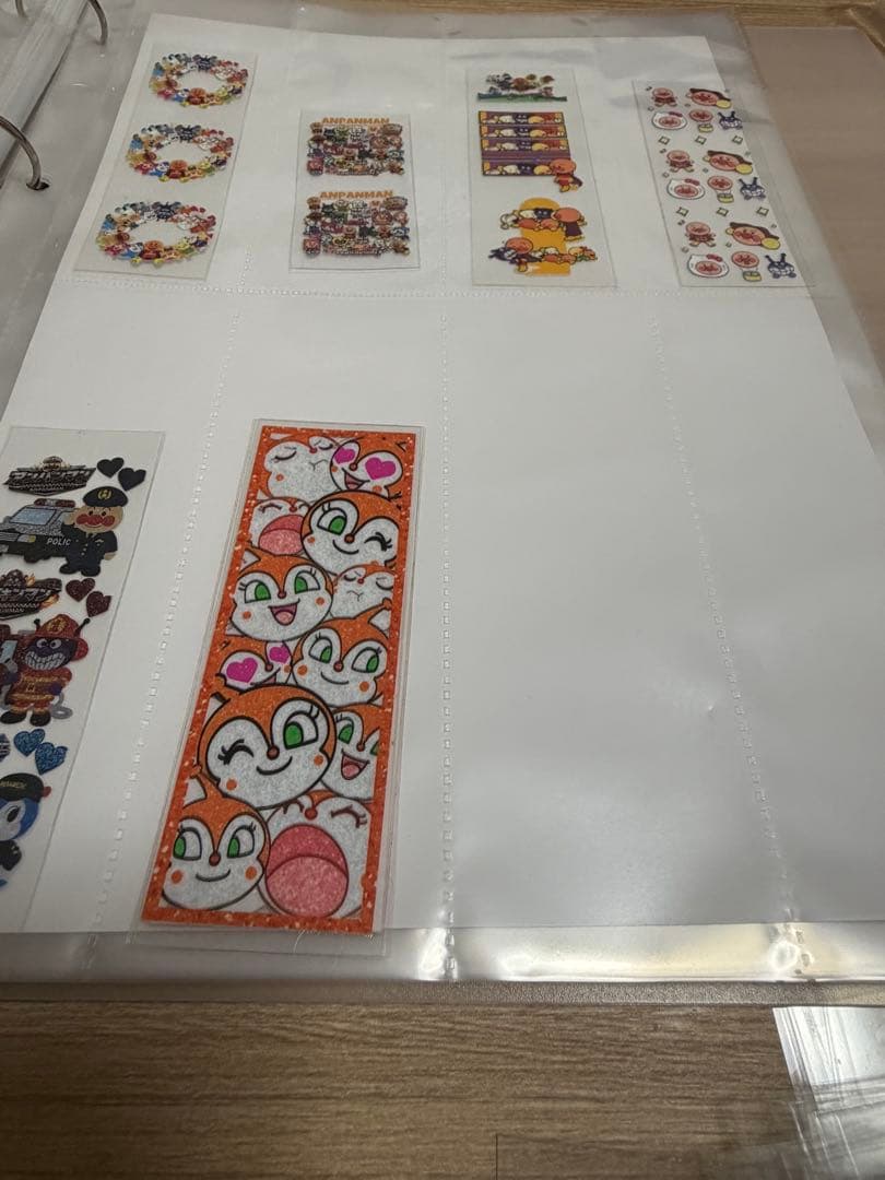 ペンラ　（サンリオ　アンパンマン　たまごっち）