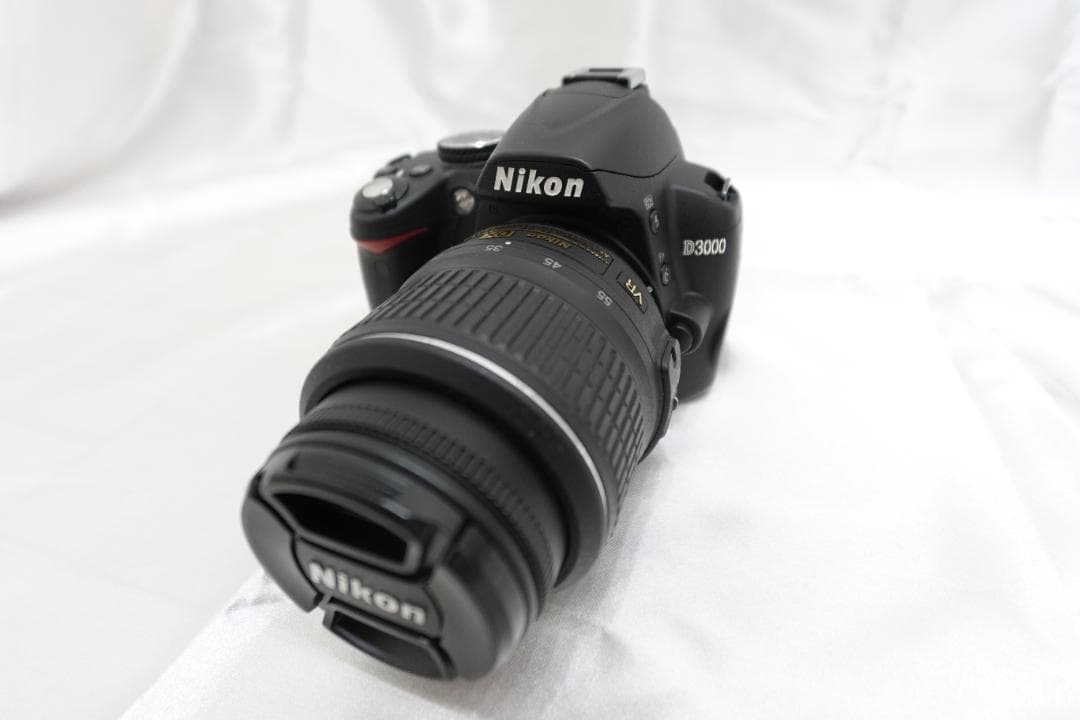 Nikon D3000 18-55VR Kit　動作確認済　ニコン　デジタル一眼