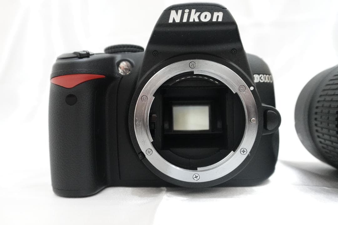Nikon D3000 18-55VR Kit　動作確認済　ニコン　デジタル一眼