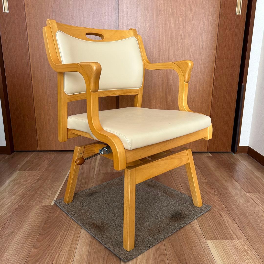 【美品・送料込み】貞苅椅子製作所 回転椅子 Care-111-RAC 介護椅子