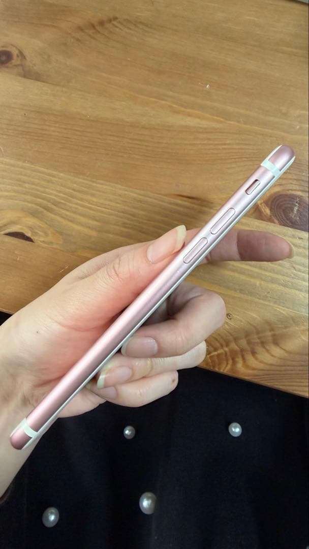 【美品】iPhone 7 32GB SIMフリー　ローズゴールド