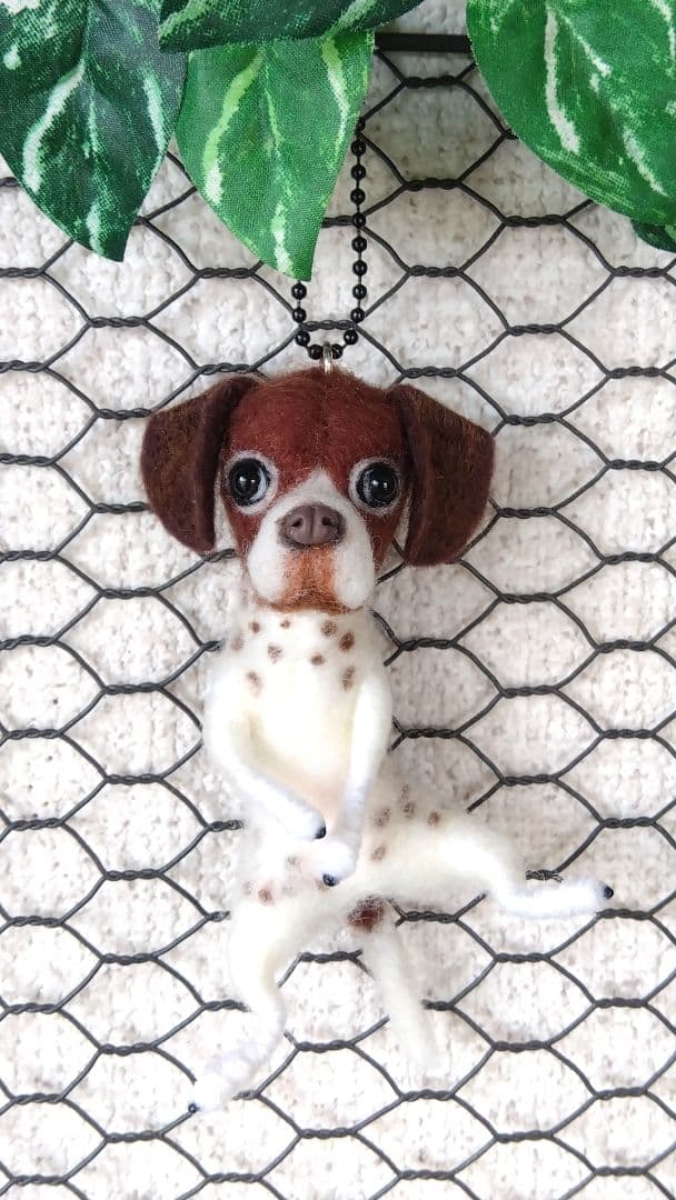 羊毛フェルト　ポインター　犬　チャーム