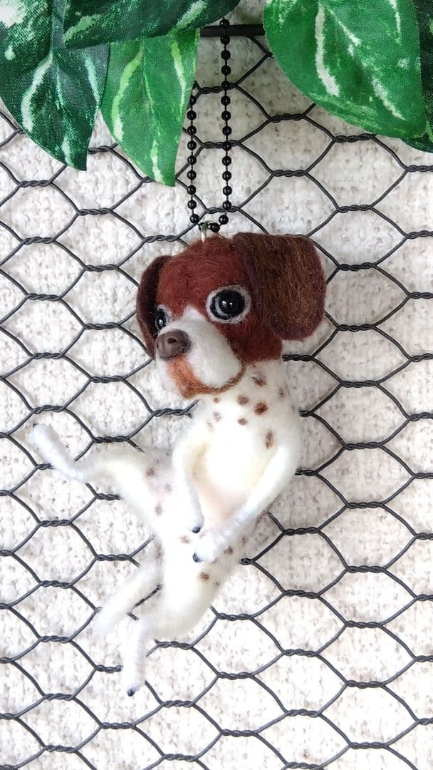 羊毛フェルト　ポインター　犬　チャーム