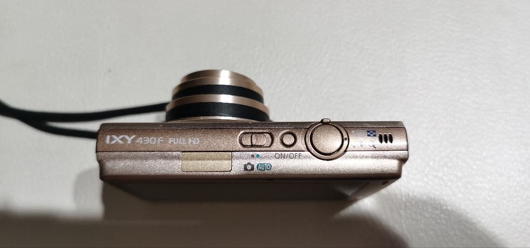 Canon キヤノン　デジタルカメラ IXY 430F