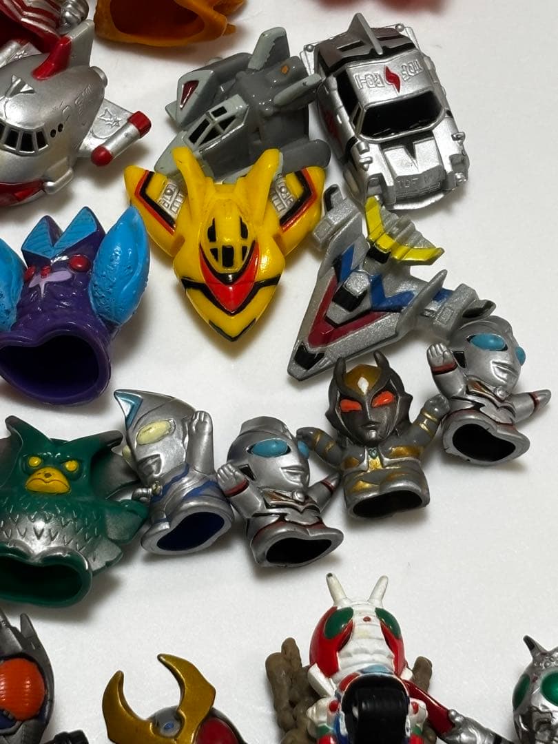 ウルトラマン　ウルトラ怪獣　仮面ライダー　指人形　まとめて約160個