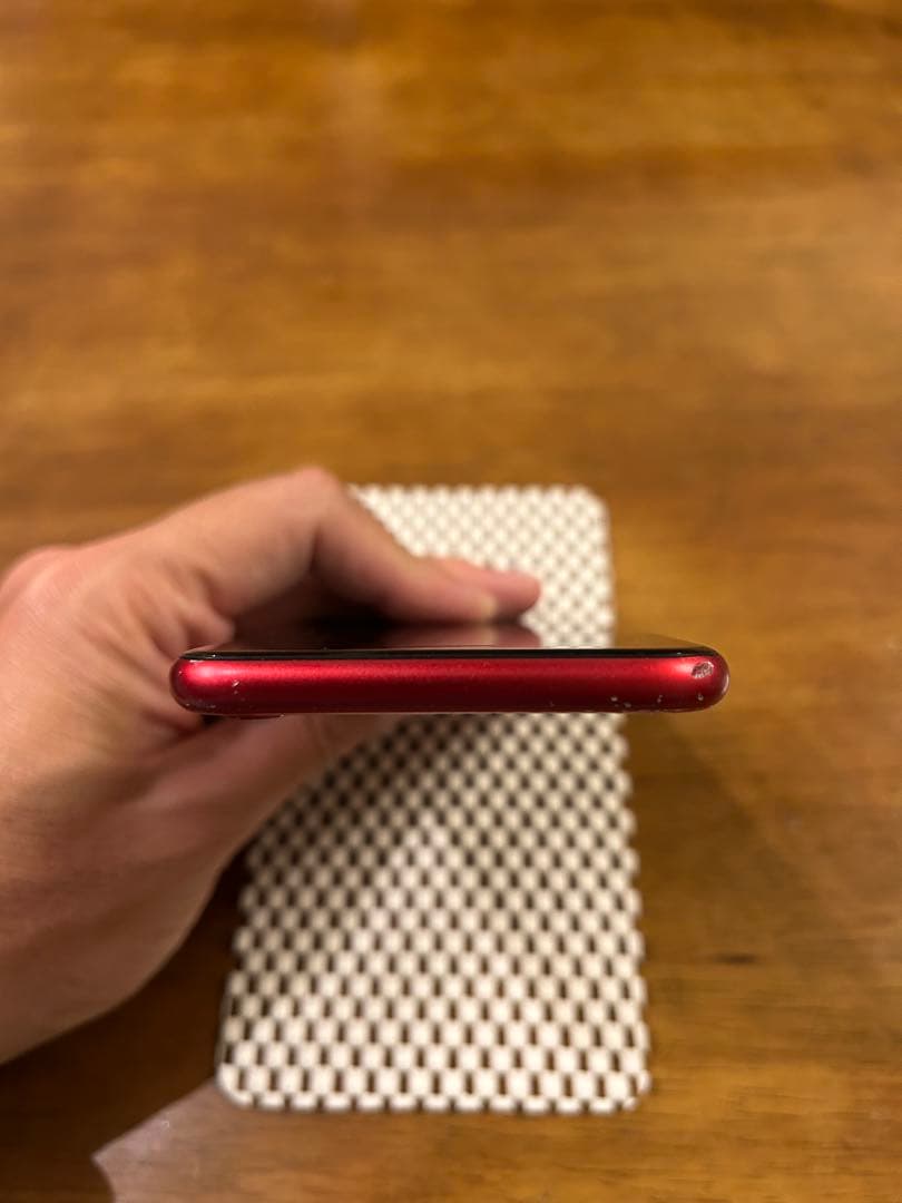 Apple iPhone SE（第2世代） MHGR3J/A