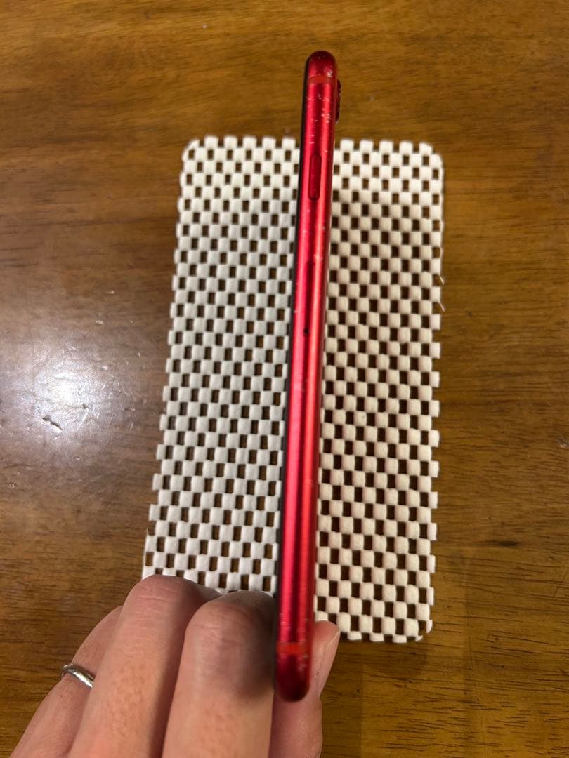 Apple iPhone SE（第2世代） MHGR3J/A