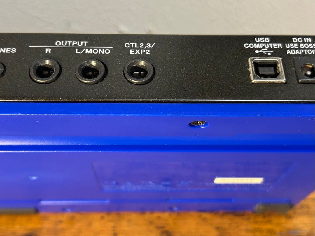 【完動品・美品】BOSS GT-1 マルチエフェクター