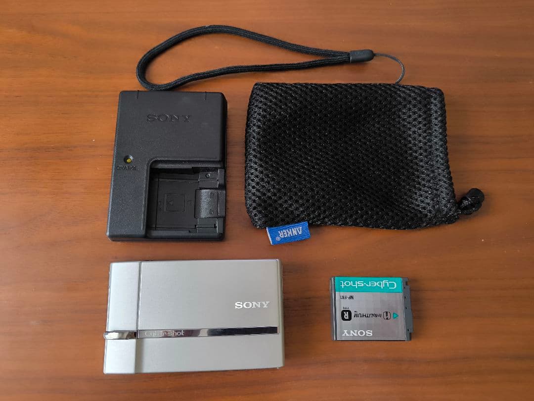 Sony Cyber-shot DSC-T30 7.2メガピクセル コンデジ