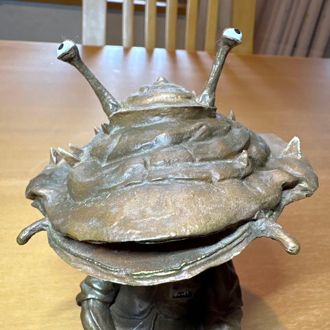 ☆はらぺこカネゴン ウルトラマンQシリーズ 怪獣フィギュア レア　一輪挿し