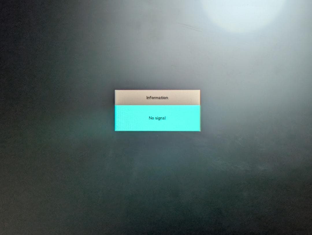 ジャンク Wacom Cintiq DTH-1320 液晶ペンタブレット本体