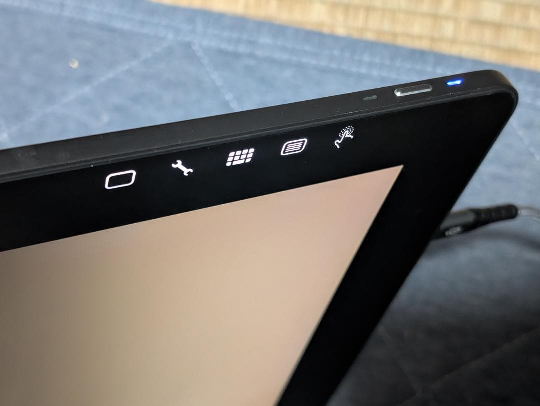 ジャンク Wacom Cintiq DTH-1320 液晶ペンタブレット本体