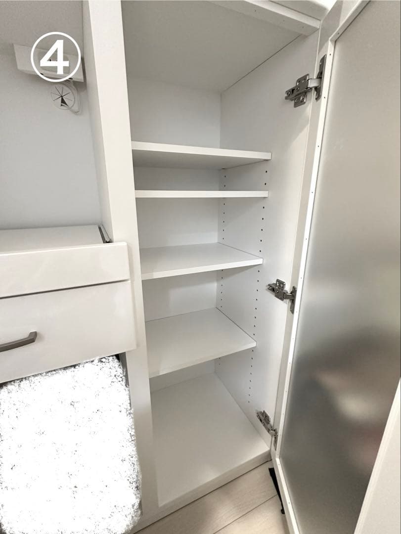 【たのメル便最短】【美品】ニトリレンジボード ホワイト ガラス扉 コンセント内蔵