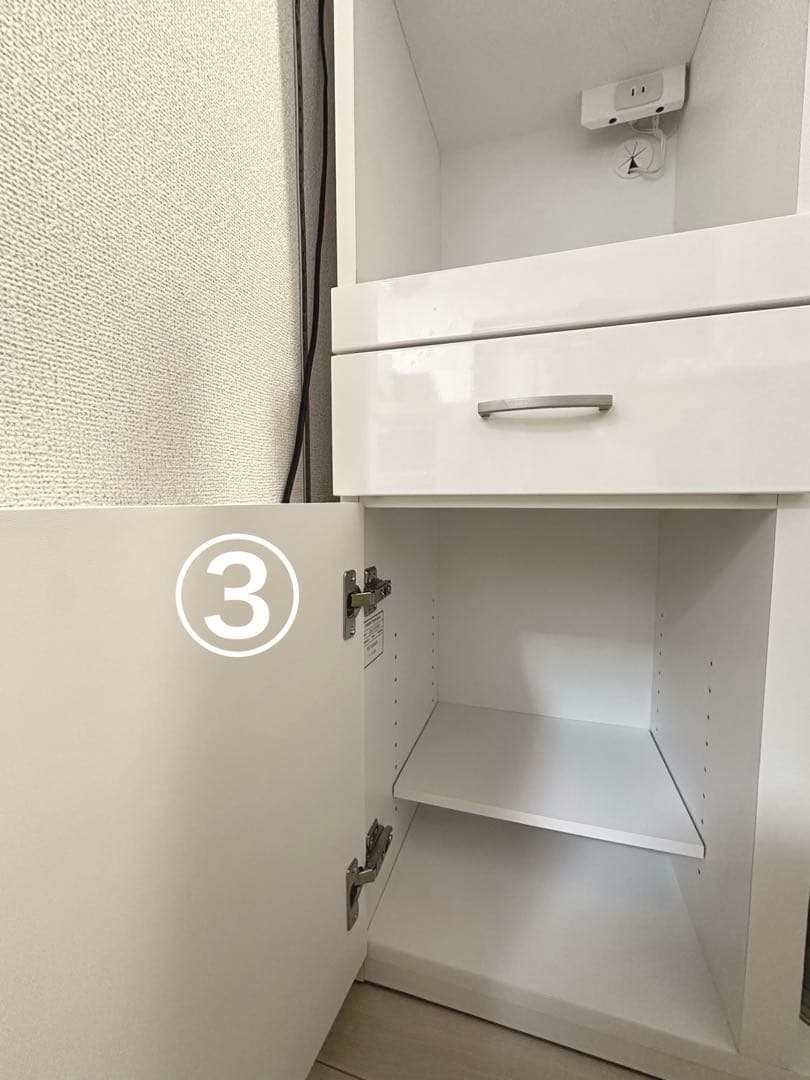 【たのメル便最短】【美品】ニトリレンジボード ホワイト ガラス扉 コンセント内蔵