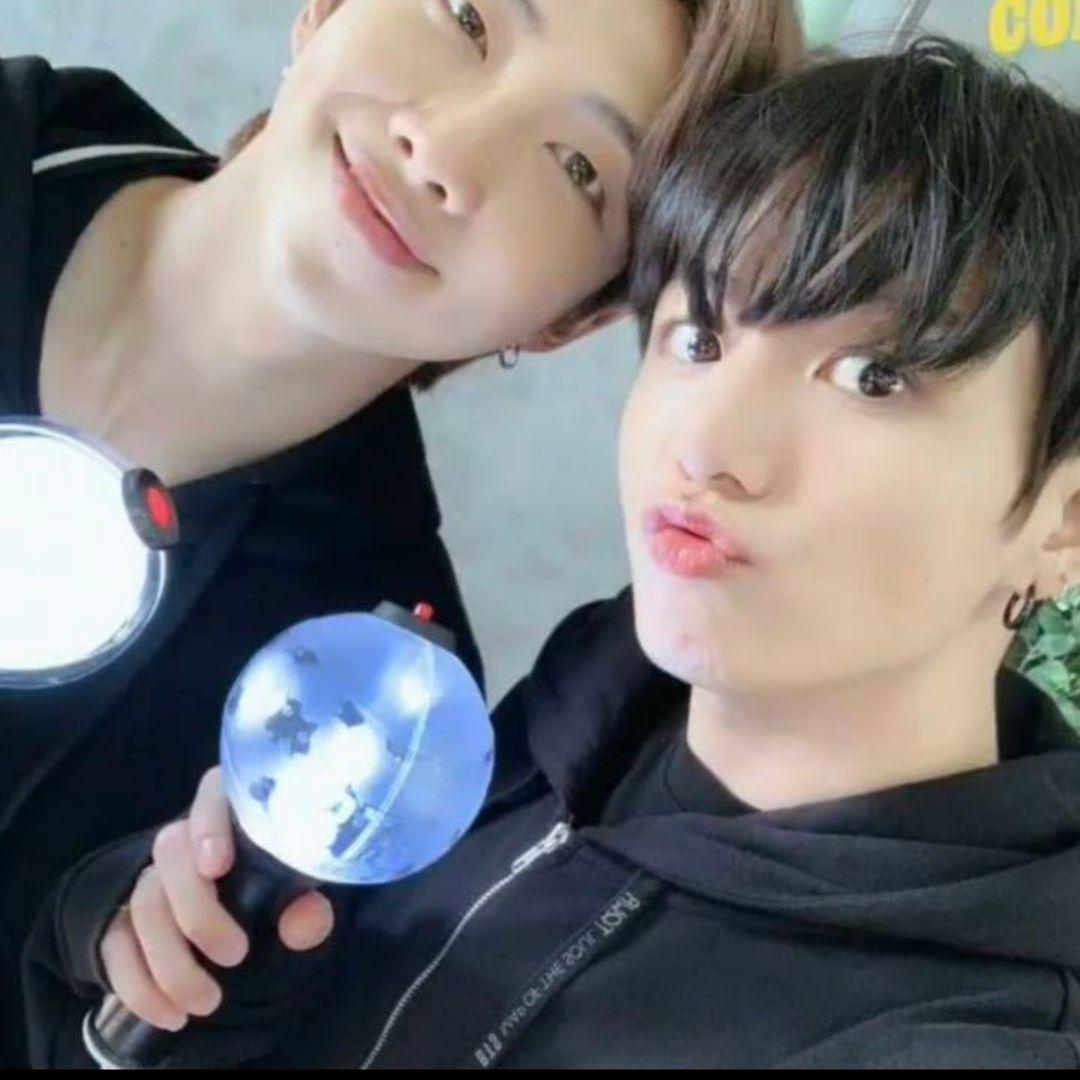 BTS mos tour フーディー Mサイズ 公式