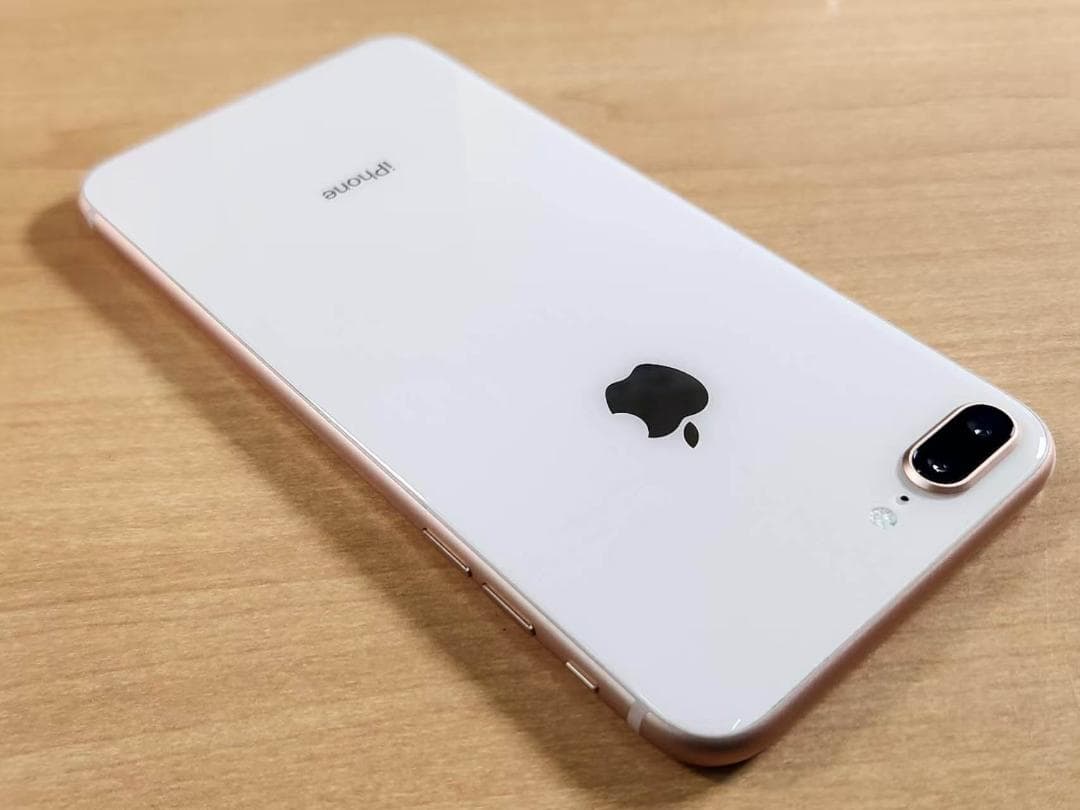 スマートフォン本体 040700F iPhone 8 Plus A1898 64GB