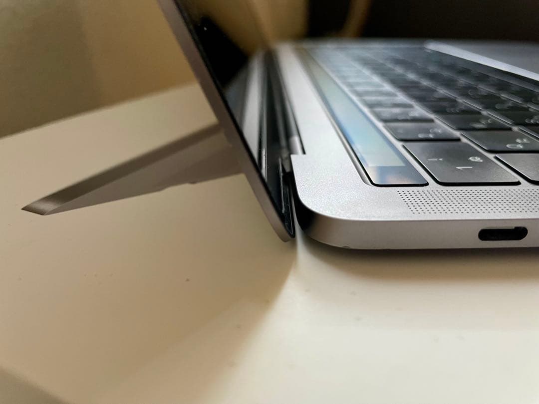 美品｜MacBook Pro 2019/13in/128GB/8GB