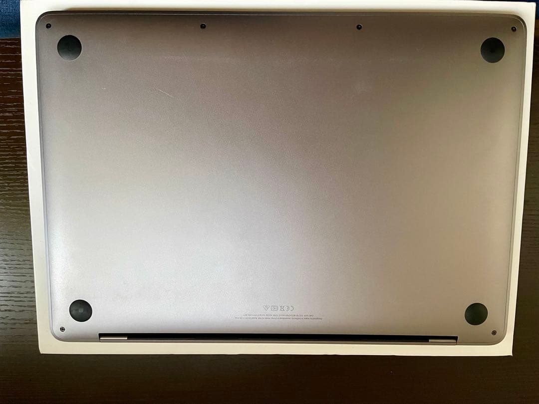 美品｜MacBook Pro 2019/13in/128GB/8GB