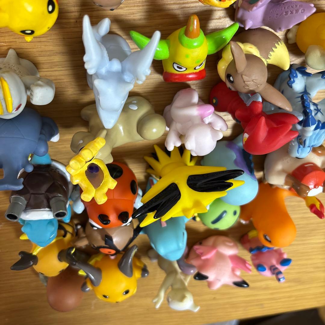 任天堂　ポケットモンスター　ポケモンキッズ　指人形　50体まとめ売り