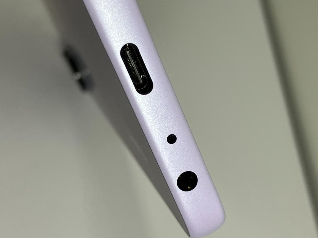 美品　Android　スマホ　ZTE　nubia S2 A504ZT 128GB