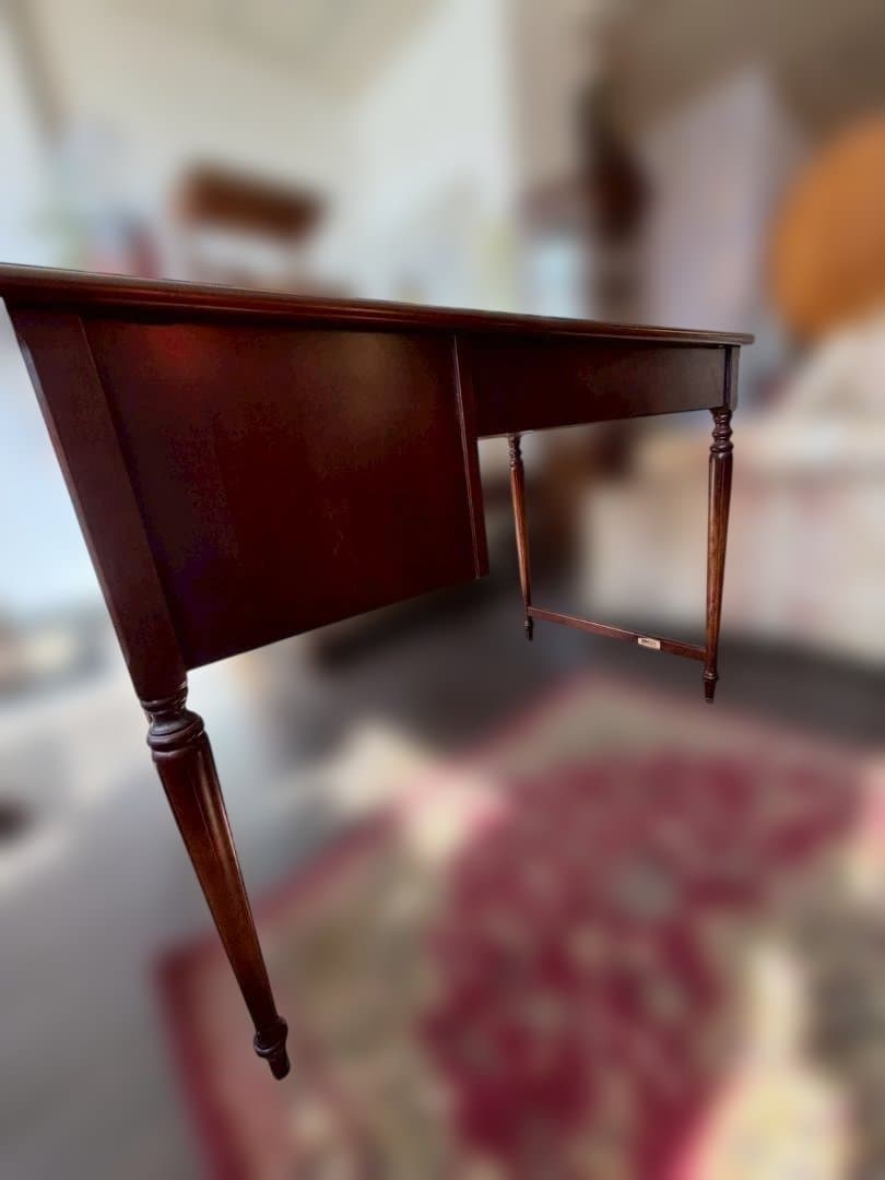 高級家具イーセンアーレン アンティーク調デスクEHANALLEN 書斎机