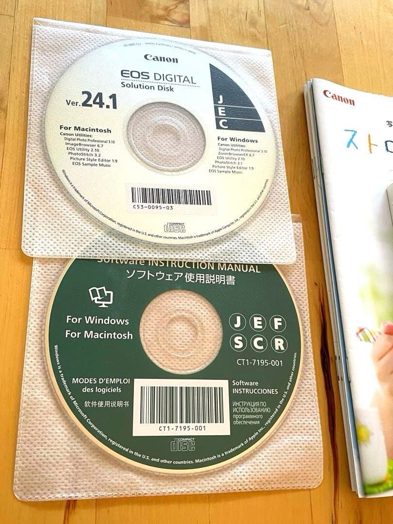 デジタルカメラ EOS Kiss X5 EF-S18-55mm F3.5-5.6 IS II