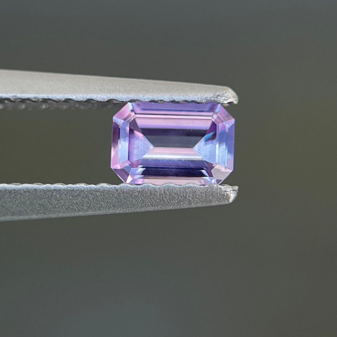 スリランカ産非加熱天然ピンクサファイアルース