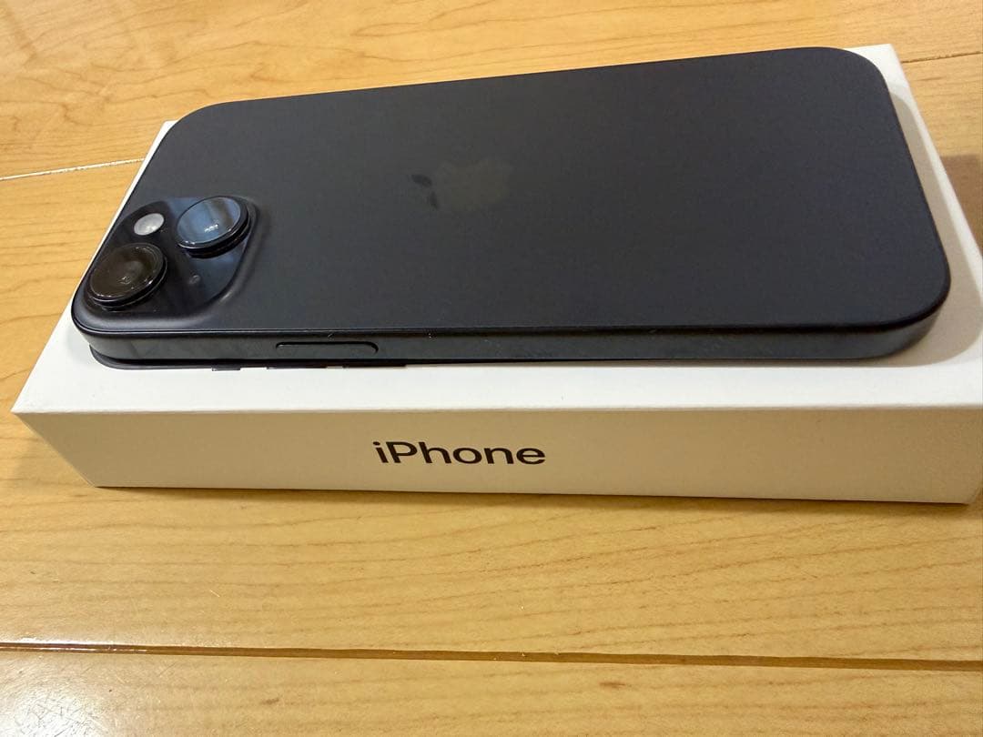 Apple iPhone 15 128GB 本体 充電ケーブル付き