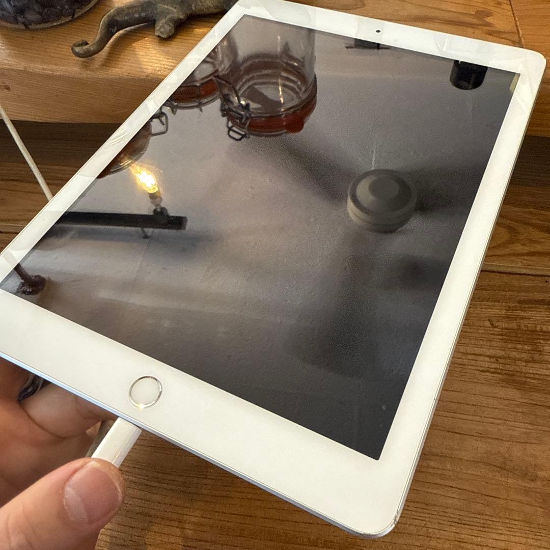 iPad 2018 第6世代　128GB