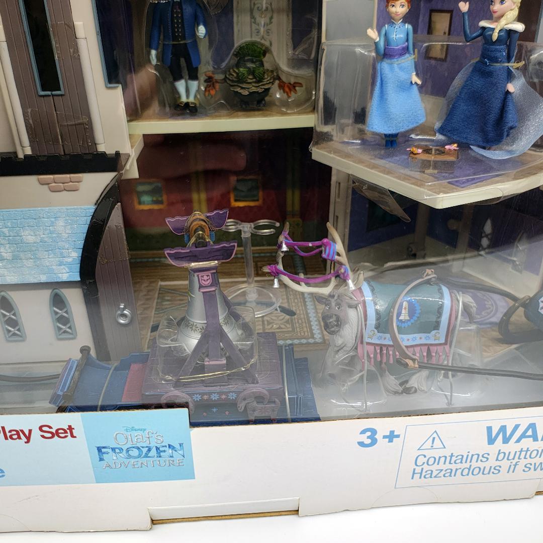 ☆未使用品☆Disney正規品　アナと雪の女王 「家族の思い出」アレンデール城