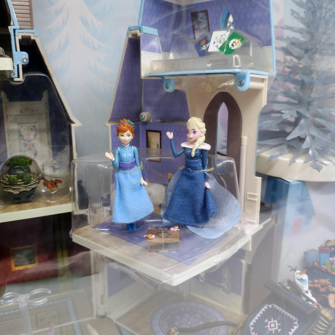 ☆未使用品☆Disney正規品　アナと雪の女王 「家族の思い出」アレンデール城